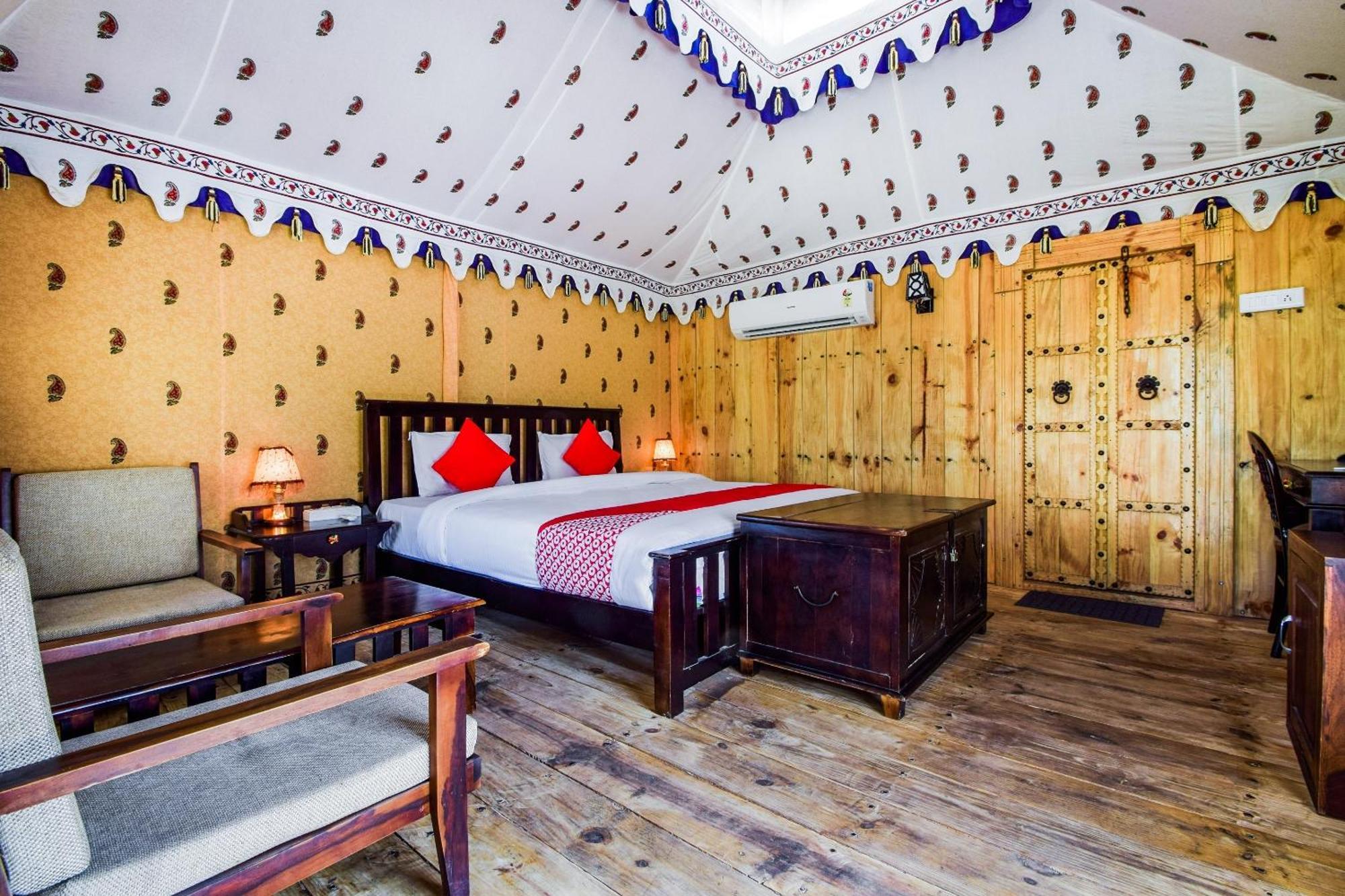 Hotel O Green Valley Resort Puskár Kültér fotó